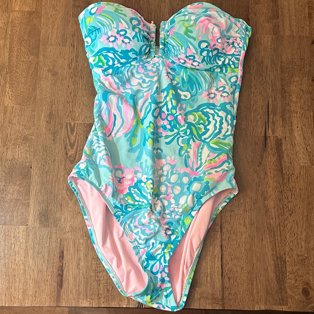 Strapless Lily Pulitzer One-Piece Swimsuit in Size 6